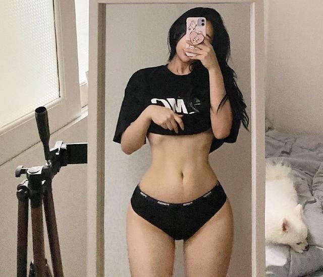 ¦hen i'm alone #CHEO #follow #followback #relax #girlxinh #sexygirl