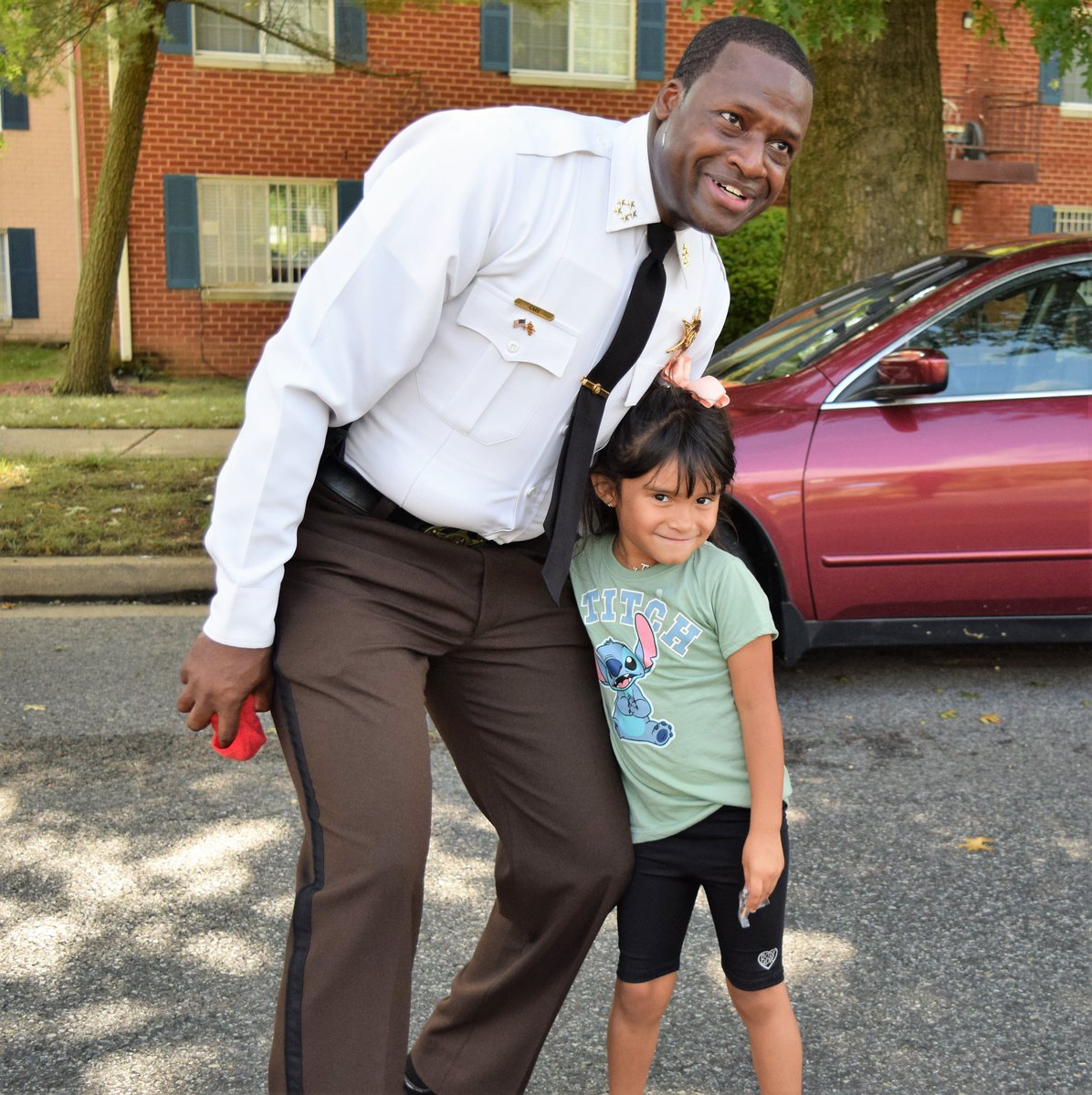 PGSheriff_PIO's tweet photo. This was a great day for Suitland Community Day and Parade. We engaged the community handed out backpacks, and provided information about the Office of the Sheriff services and resources.
#PGSO
#CommunitySupport https://t.co/5fHCiTFNKs