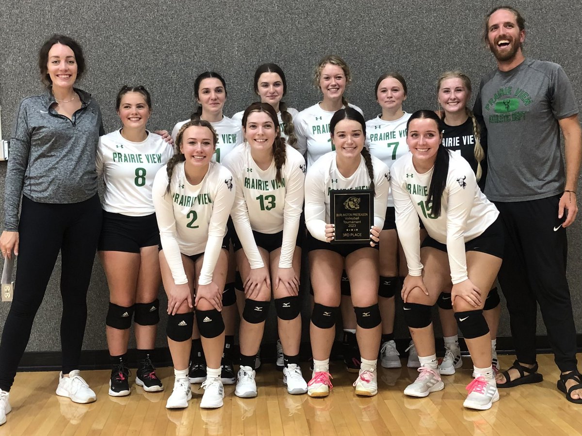 PV_Activities's tweet photo. The Prairie View High School Volleyball team got the 2023 season off to a great start with a 3rd-place finish in Burlington tournament! https://t.co/puEHqUnwuW