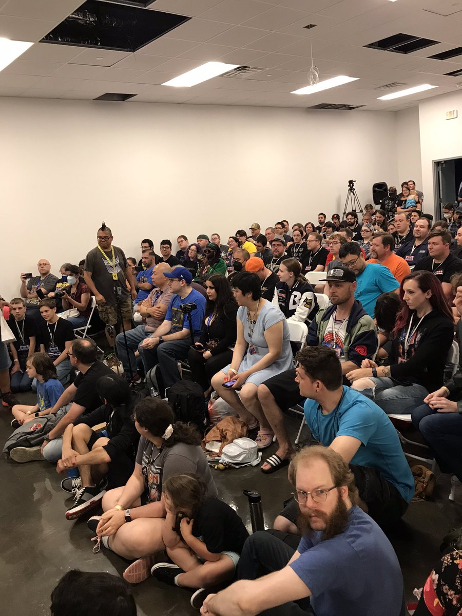 You know it's a Beast Wars voice actor panel when it's a full house!!

#transformers #voiceactor #convention #nycevents #njevents @yelpnewjersey