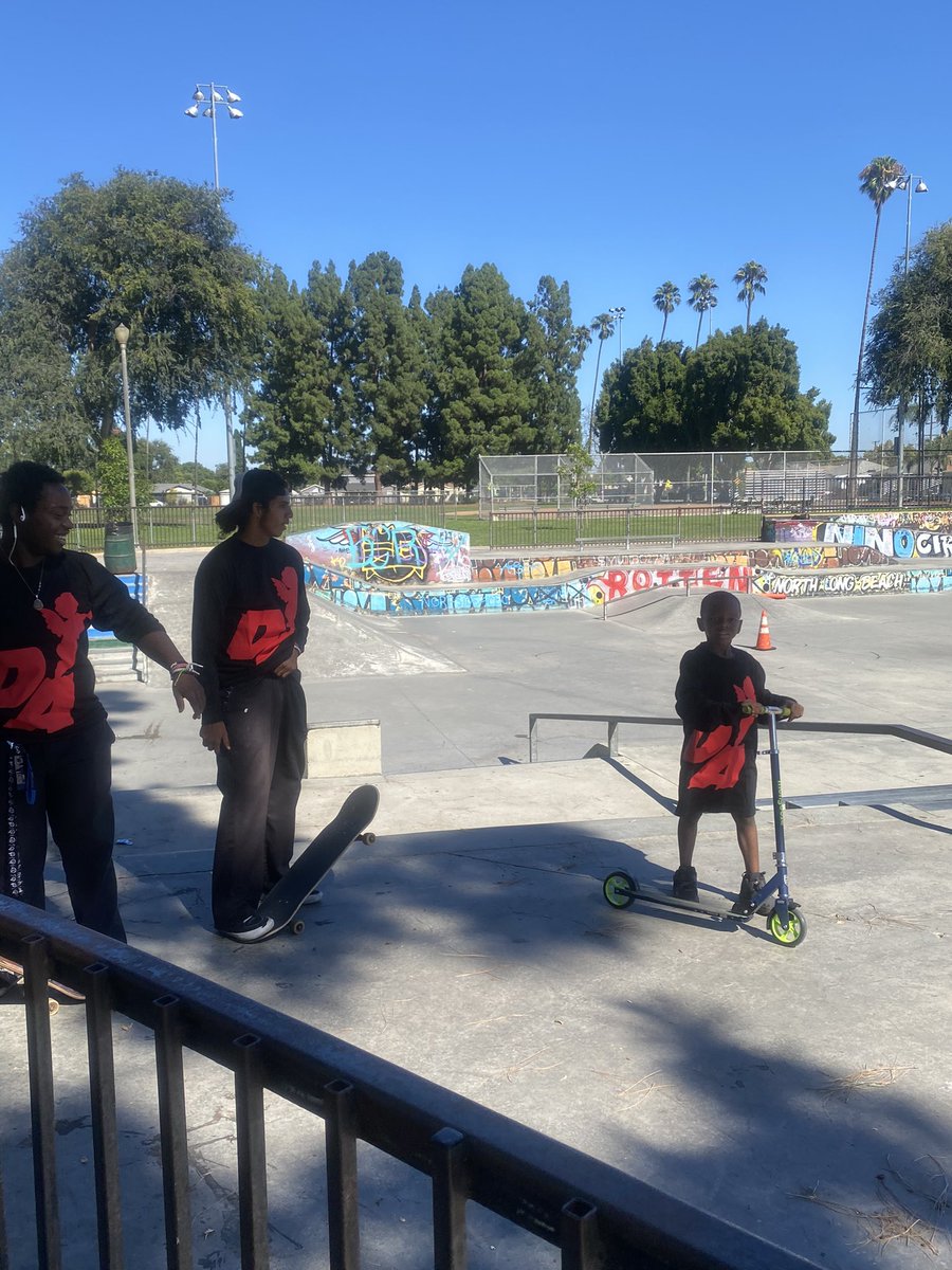 darkangellfm's tweet photo. 🛹 https://t.co/kzsBDqHoJn