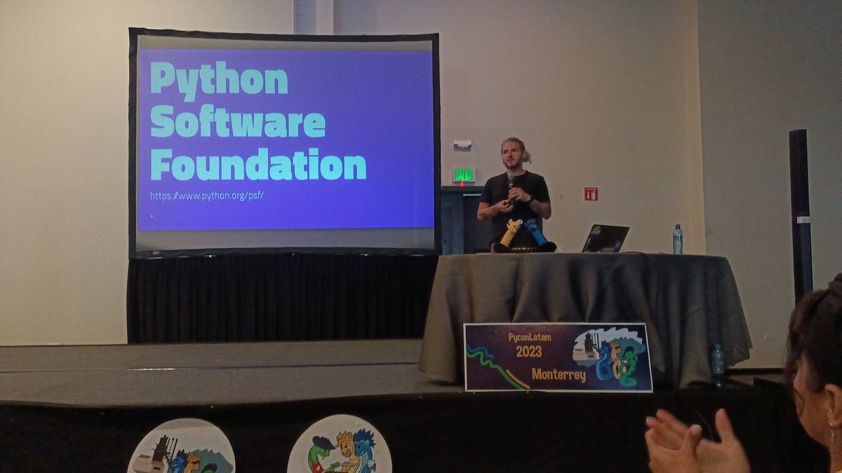 soldavidcloud's tweet image. Cerrando la #PyConLatam2023 con una plática del director de infraestructura de la PSF, @EWDurbin 🤩
#PyConLatam #PyCon