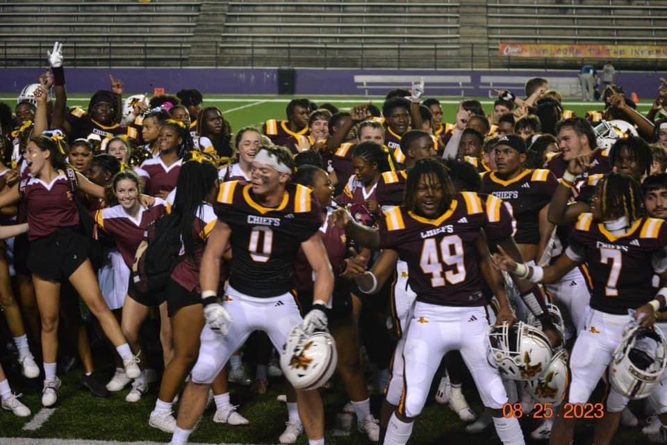 coach_jcurtis's tweet photo. 14-0 win over Loyola in the jamboree! Proud of the boys! Week one coming up! Let’s Go!!!! #YeahChief https://t.co/lXKFbPqk4i