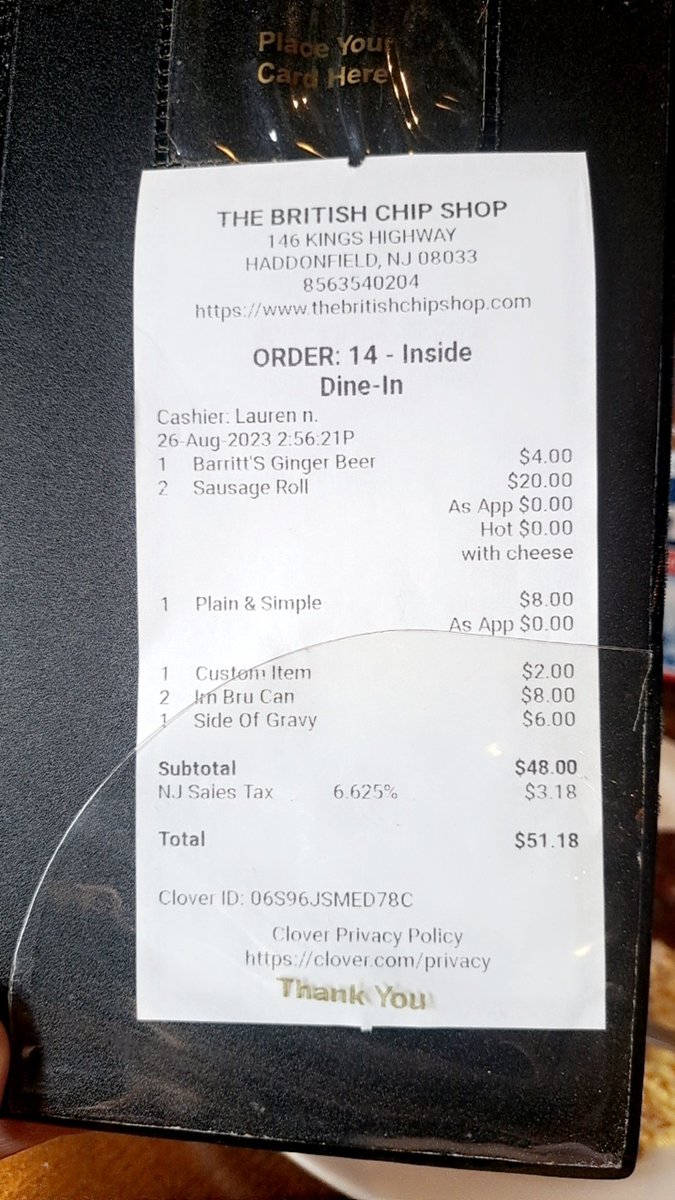 Goddess_Redz's tweet photo. A Goddess shouldn't pay for her own lunch... Pay up Pets! https://t.co/lCeRRCHhr5