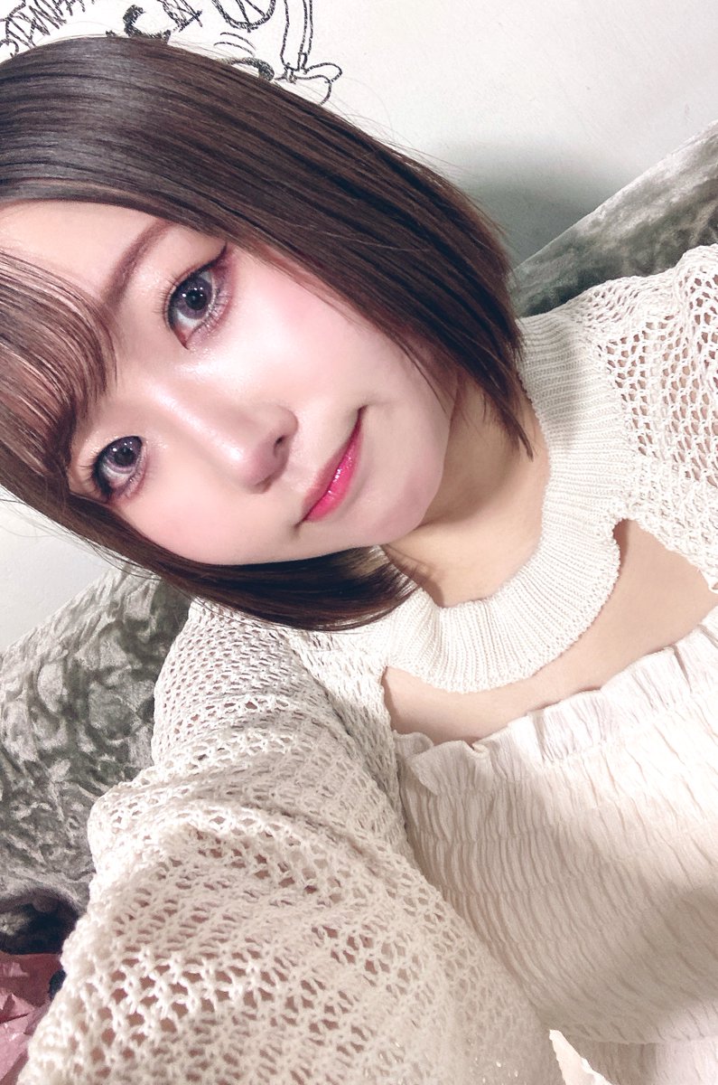 shizuki_143cm's tweet photo. おはようございます☺︎
今日はちょっと長く寝られるぞと思ってたのに、体が社畜なせいでいつも通りの時間に起きてしまいました。
さて、今日は #WA23 #ハカセ生誕
たくさんのご予約、本当にありがとう。
当日券もあるのでお気軽に遊びに来てね!
さぁ、楽しむぞ✌︎ ʘ̅͜ʘ̅
#asir_rera https://t.co/i0gsCcDXEc