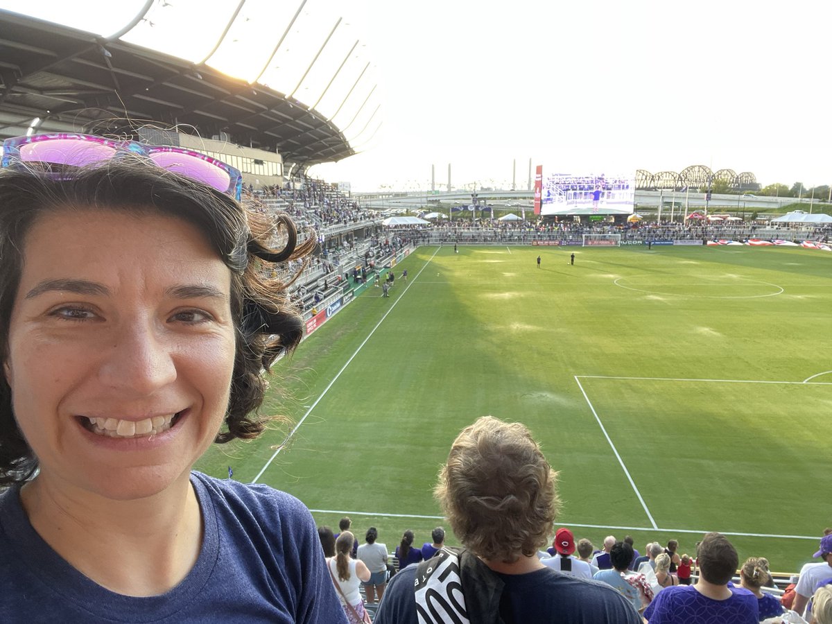 crosbykeys's tweet photo. Way to go @CrosbyBand from @CrosbyMiddle!! Great performance to kick off @loucityfc game. Love supporting #JCPSmusic colleagues and students. 🎶❤️🎶 https://t.co/UVO9dZ35wI