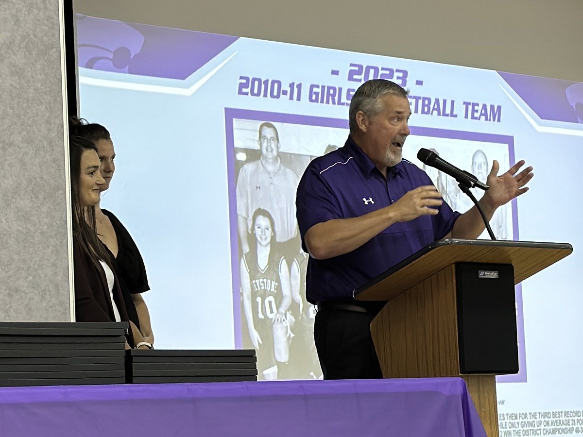 KATSLaGrange's tweet image. Head Coach Scott Terry inducting the 2010 - 2011 Girls Basketball team, our second inductee of the evening. #keystonepride ⁦@KLSD_Sports⁩ ⁦@MrKohler2⁩ ⁦@dwhitekeystone⁩