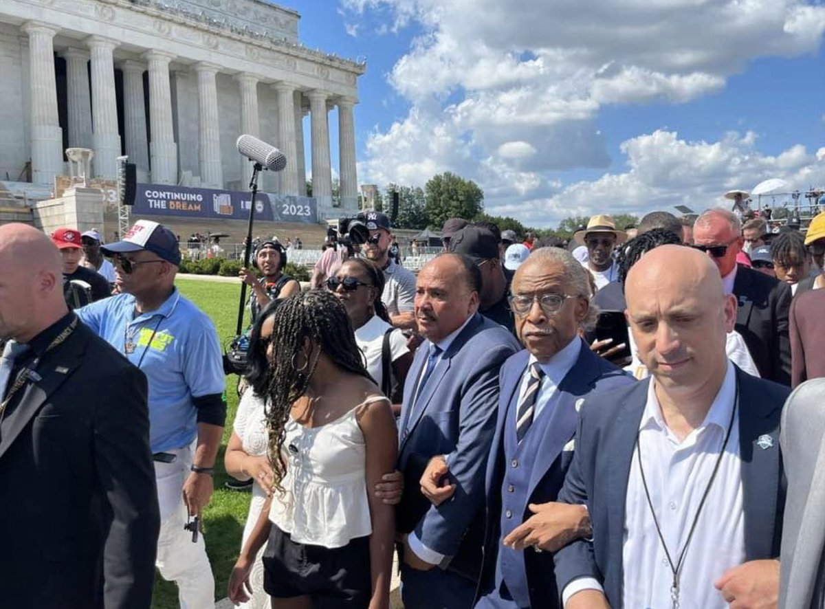 We won't go back & we will advance Martin Luther King Jr.'s dream. 📸 @HamilHarris 

#MOW60 #TheMarchContinues