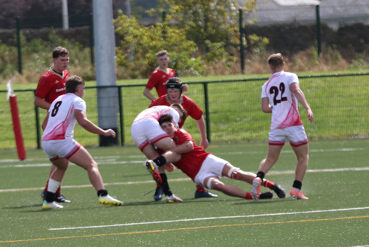 CBC_rugby's tweet image. Well done to our #CBCWarriors involved with @Munsterrugby U18 Schools Squad who had a well deserved win over @UlsterRugby at Fethard on Sunday.

🔴🔴Munster 12
⚪️⚪️ Ulster 7