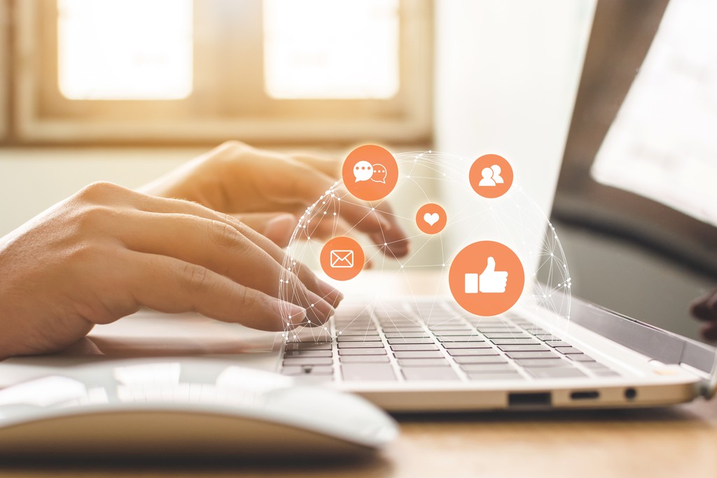 the_techqueen's tweet image. Just like any random individual can put up a fake review of your company, anyone can also indicate a change or edit to your business listing. For that reason - it's smart to keep checking on your presence on GMB(Google My Business)
#SEO #GoogleTips #LocalServiceBasedBusinesses