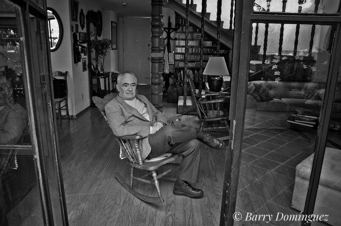 fotogrammas's tweet photo. #FotogrammasInMemoriam. Compartimos unos retratos que el maestro #IgnacioSolares le solicitó a @barrydominguez para el periódico El País en 2006. Desde entonces no las había vuelto a ver. Las buscó para publicarlas a manera de homenaje y despedida con gran respeto y admiración. https://t.co/OljV0y987A