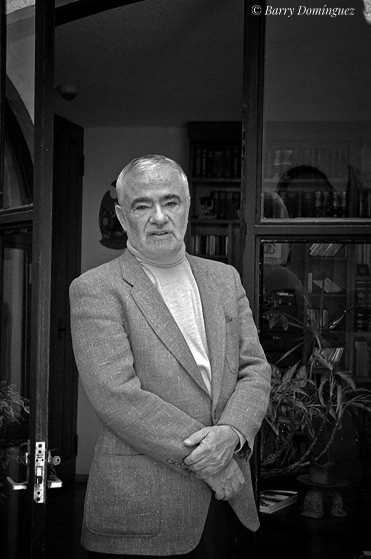 fotogrammas's tweet photo. #FotogrammasInMemoriam. Compartimos unos retratos que el maestro #IgnacioSolares le solicitó a @barrydominguez para el periódico El País en 2006. Desde entonces no las había vuelto a ver. Las buscó para publicarlas a manera de homenaje y despedida con gran respeto y admiración. https://t.co/OljV0y987A