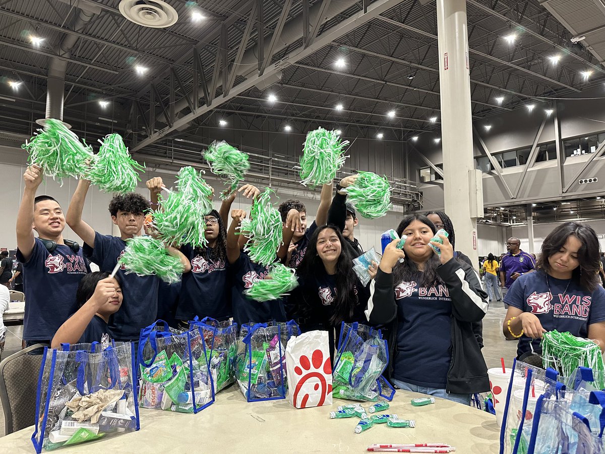 WIS BAND @ NRG

We’re gonna see some amazing HBCU Bands!!

More pics to come!!