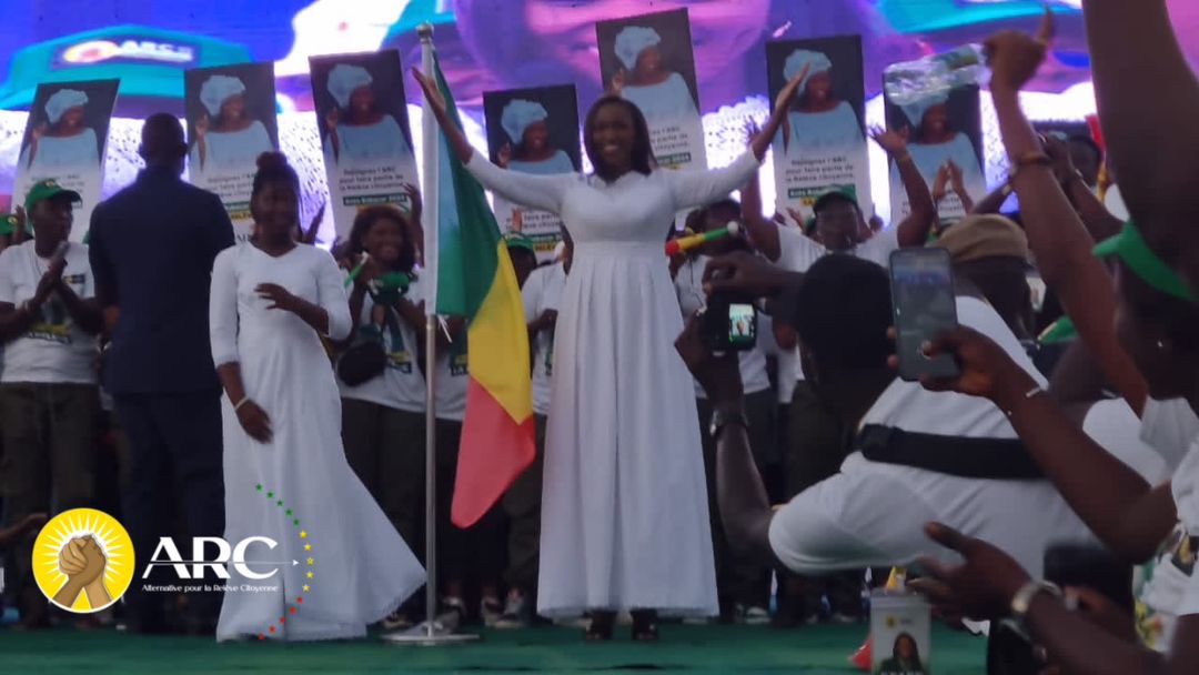 Quelques images de la cérémonie de lancement du mouvement Alternative pour la relève citoyenne. 
ARC un nouveau souffle pour la démocratie !

#ARC #AlternativeReleveCitoyenne 
#LeJourDeLaReleveEstArrive
#ReleveSenegal