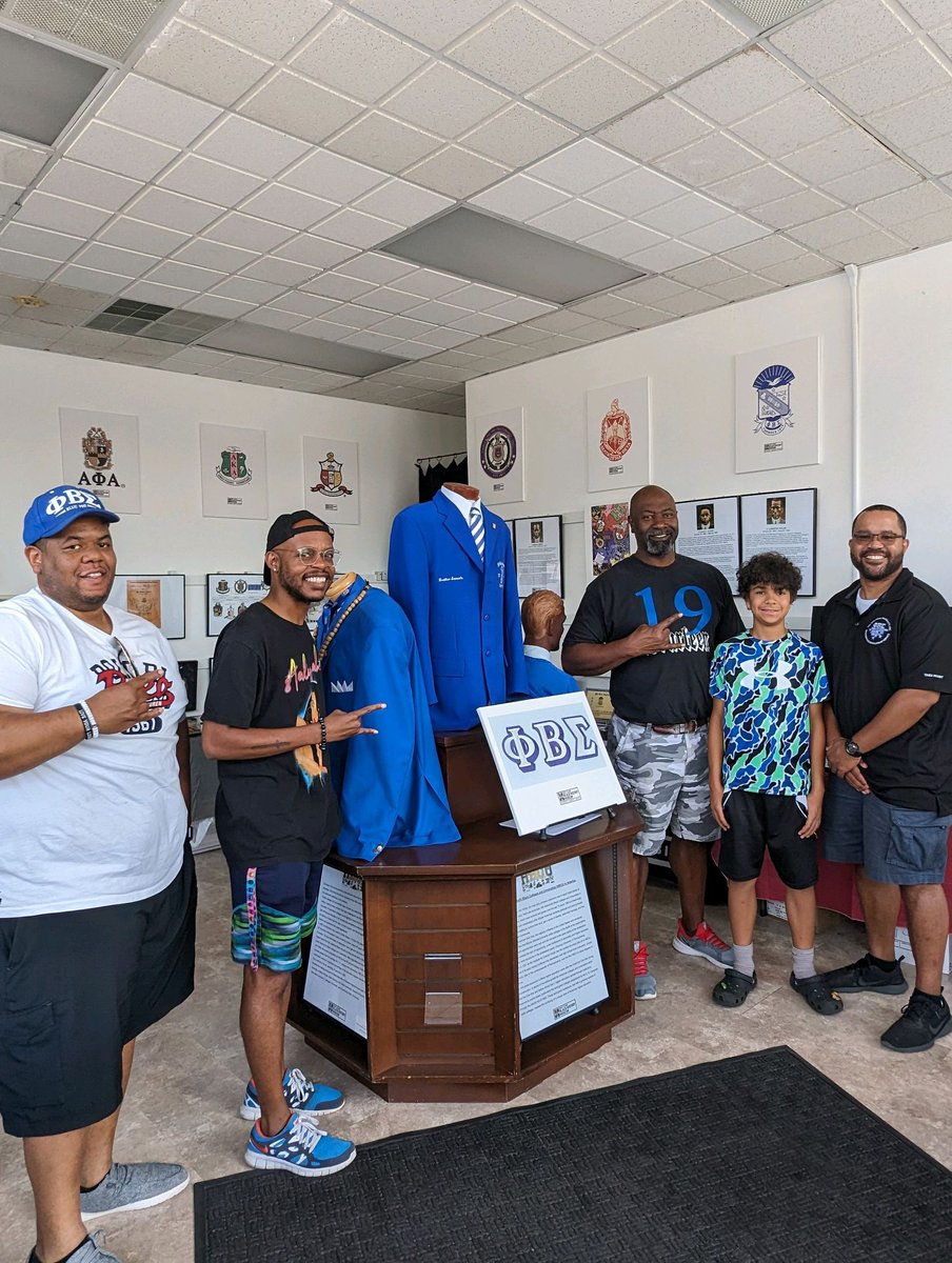 blu_ron's tweet photo. @pbssw1914 Great the see our Fraternity displayed https://t.co/YFuMz5d16x