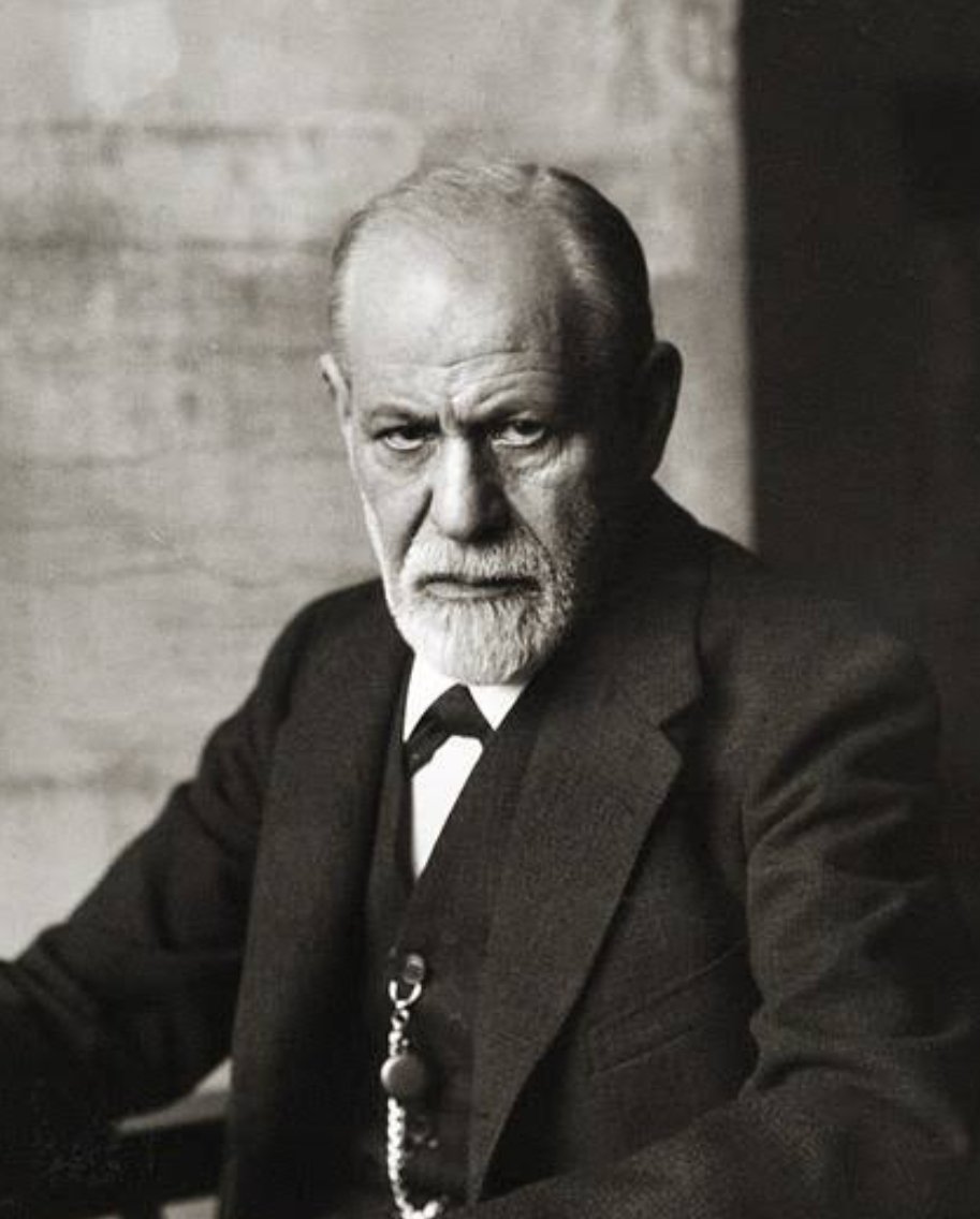 rthur013's tweet photo. Sigmund Freud viendo como YosStoP cobra 5mil pesos por sesión... https://t.co/jfZjwWd12b