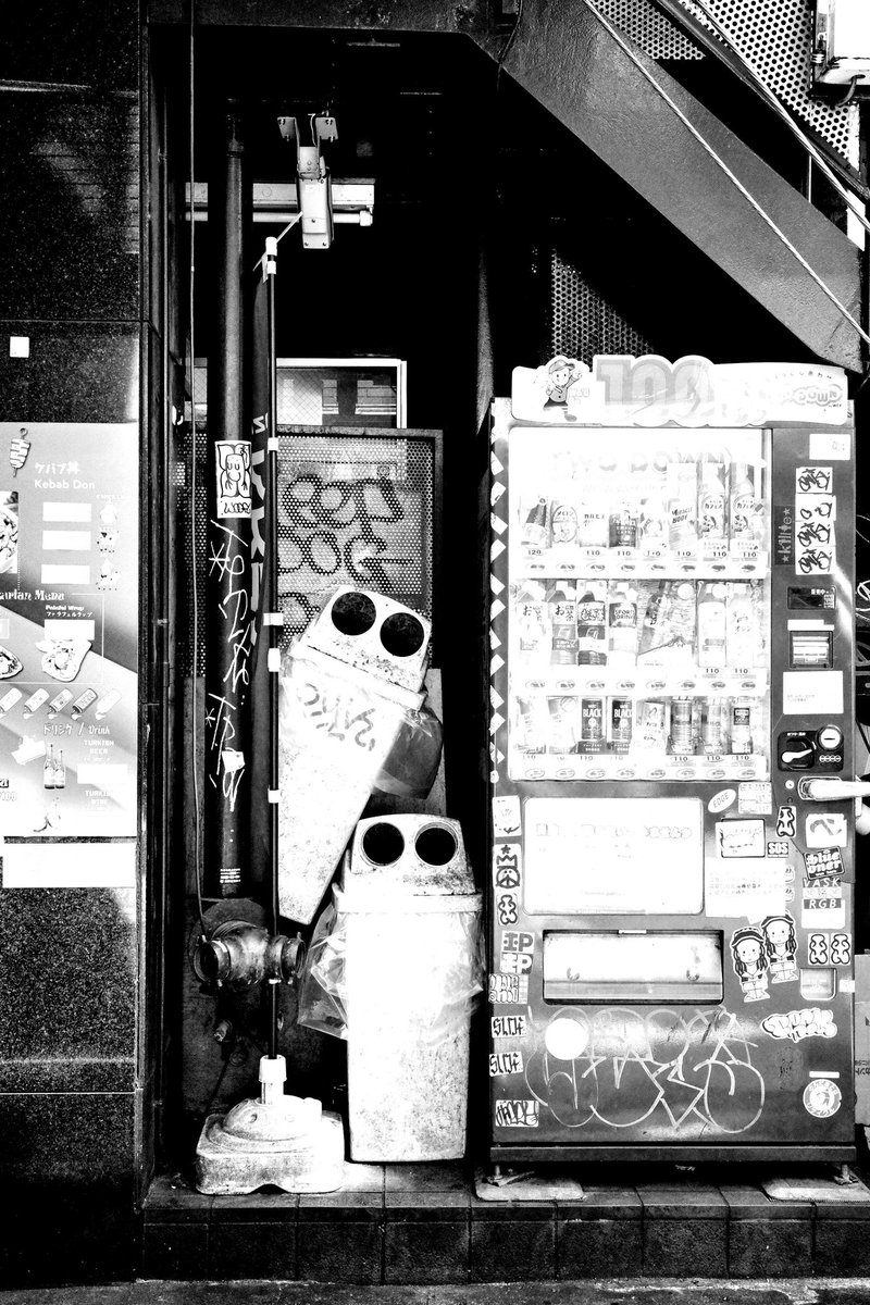 新宿
#monochrome #photography #monochromephotography #blackandwhite #snap #street #bnw #japan #モノクロ #gr3x