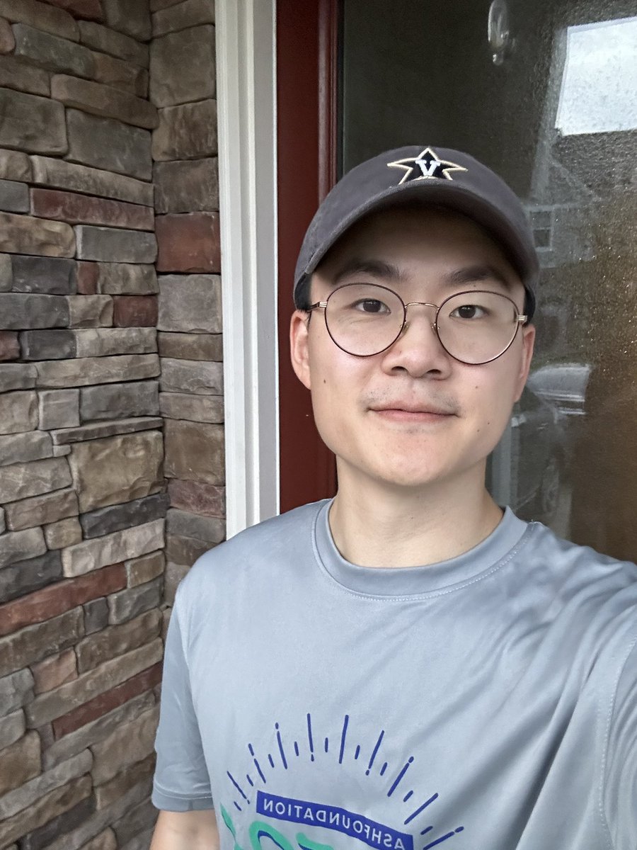 HaipingHuang1's tweet photo. It’s #ASHFoundation5k day, and our moving day! This year we took a nice long walk in the new neighborhood:) thank you, ASHFoundation for supporting students and professionals! https://t.co/LavTh3uhAw