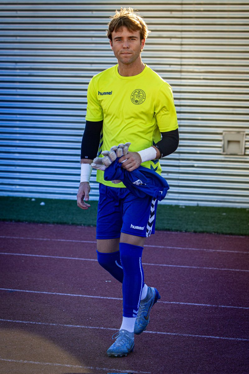 Óscar Gronard tweet media