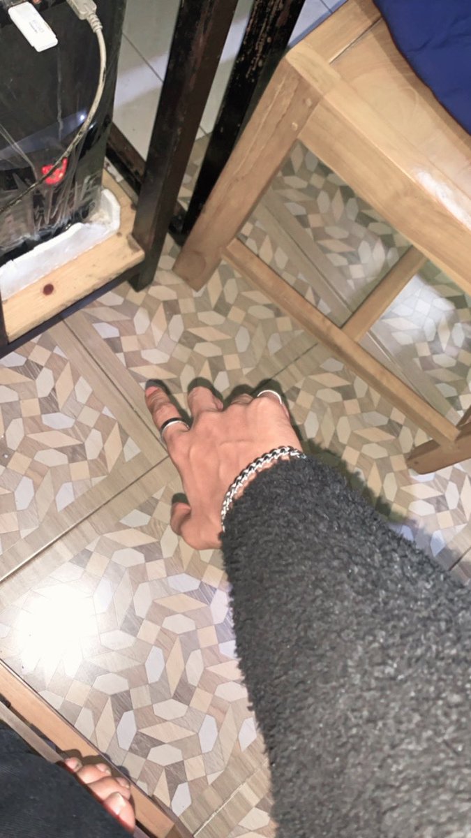 𝘴𝘦𝘷𝘵𝘢ツ tweet media