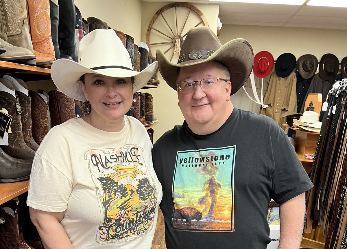 JeffOShields2's tweet image. I spent this Saturday picking out hats! 🤠 I won a $200 Giveaway Contest from #CarolinaBootsAndWesternWear in Cayce, SC! Thanks to this outstanding local business for their generosity!!! #SupportLocalBusiness #CayceSC #WesternWear 
 g.co/kgs/F8X3RF