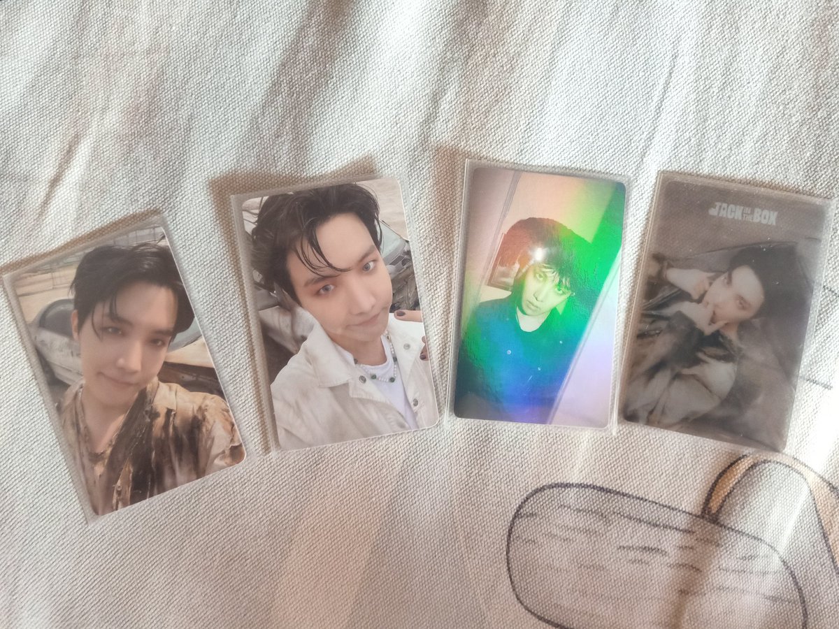 shutacarts's tweet photo. wts lfb ph

jitb weverse ver pcs with weverse pob &amp; early bird gift

300 take all

🏷️ bts hobi j-hope jack in the box pc https://t.co/xgD3fjNaIf