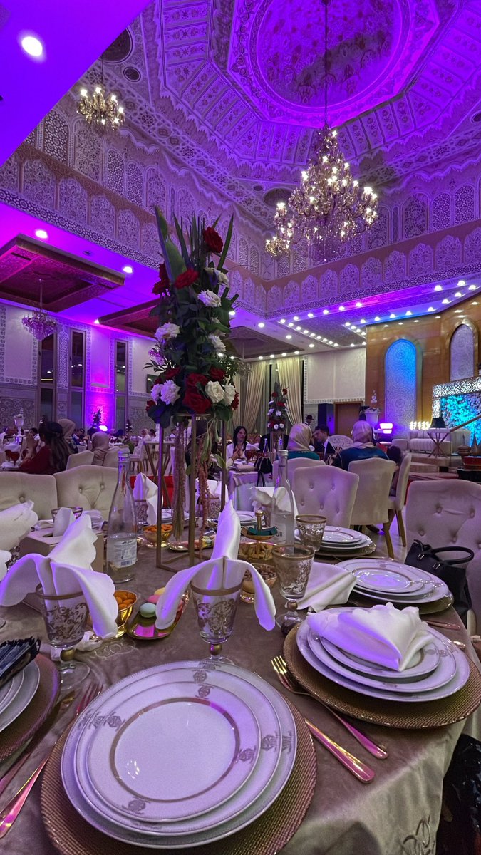 hediaabn's tweet photo. moroccan wedding🇲🇦 https://t.co/dTS8uNmVE6