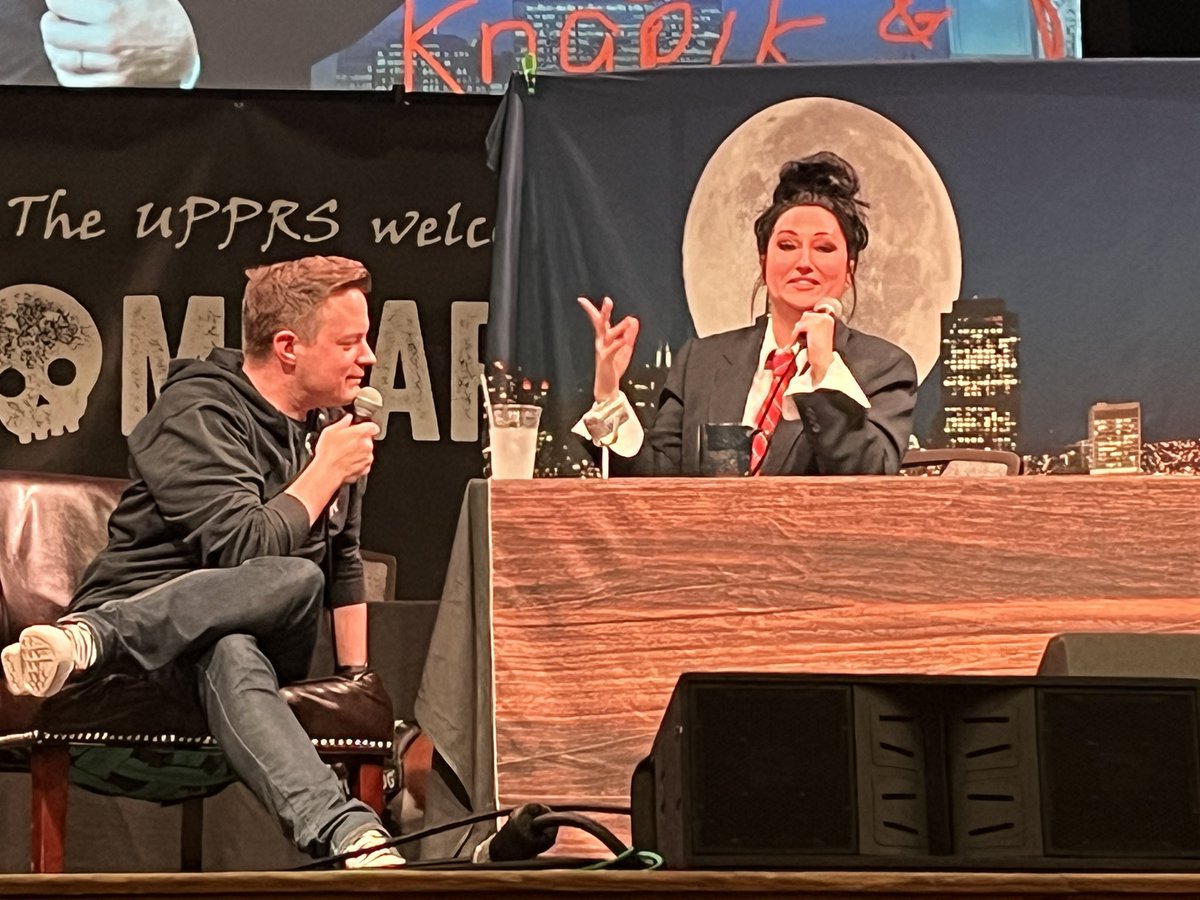 MBlackman_in_KC's tweet photo. #poopnote 🤣🤣🤣🤣🤣💩🚽💩🚽@AdamJBerry @JessicaKnapik #WUWpod https://t.co/FmI6bEANtd
