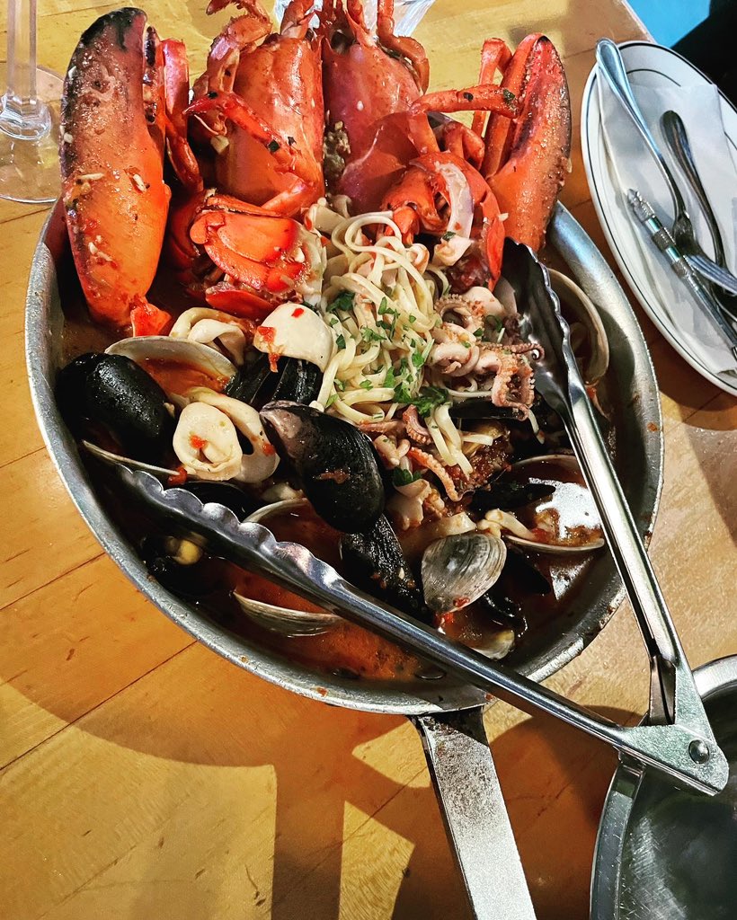 Dr_CWC's tweet photo. Scientists are people! We drink beers at basketball games, check out Lego art, attend Trombone Shorty shows, and go out of the way for some great seafood pasta! #scientists #fun #Summer2023 https://t.co/BFhcSRNcgs