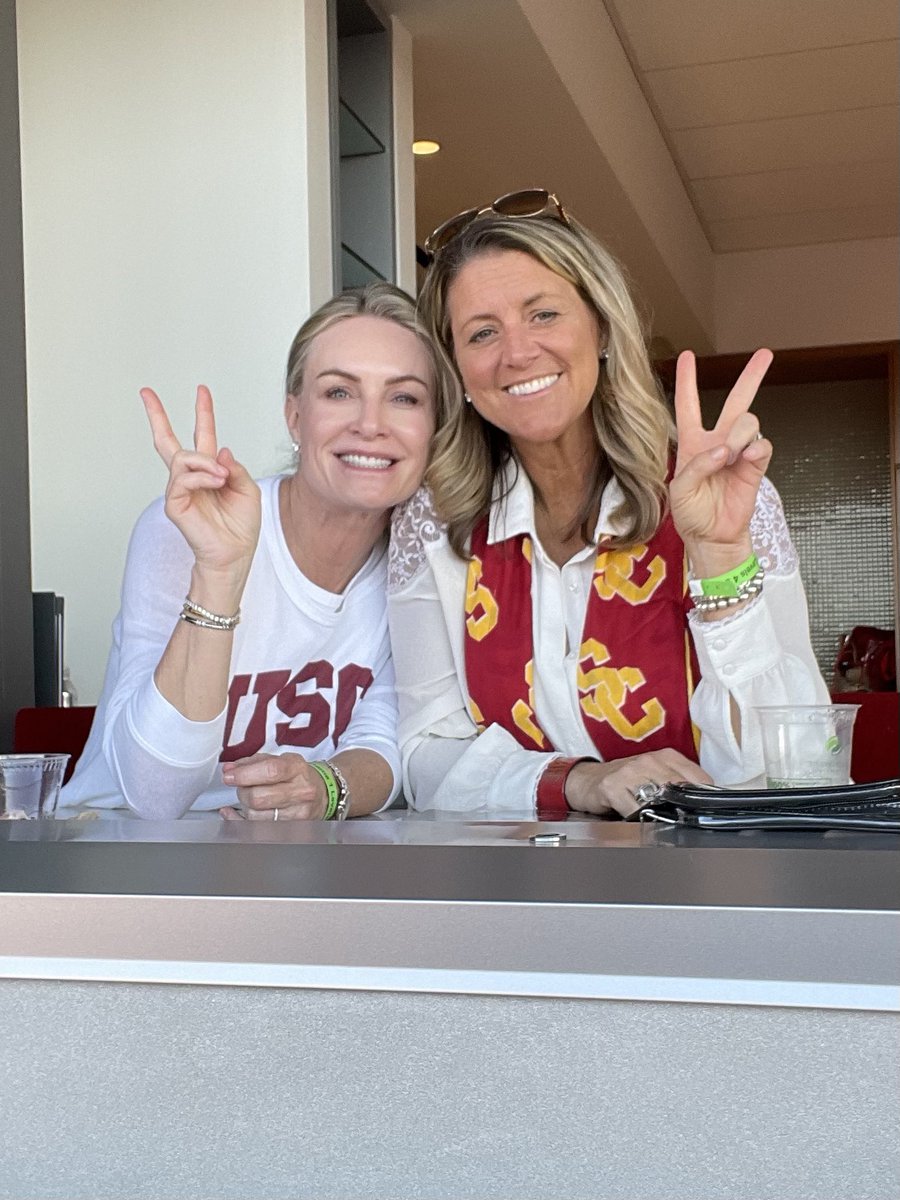 jeffsjackson85's tweet photo. #USCselfie https://t.co/wfa6JtJZPy