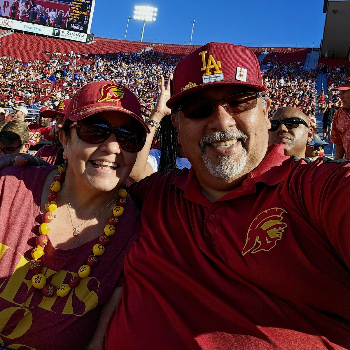 LA_Danielon's tweet photo. #FightOn #USC #Trojans #WeAreSC #FTFO #TributeToTroy #Conquest #CardinalAndGold #USCSelfie #ILoveSC #USCvsSJS #BeatTheSpartans https://t.co/iLjmDS7Xsj