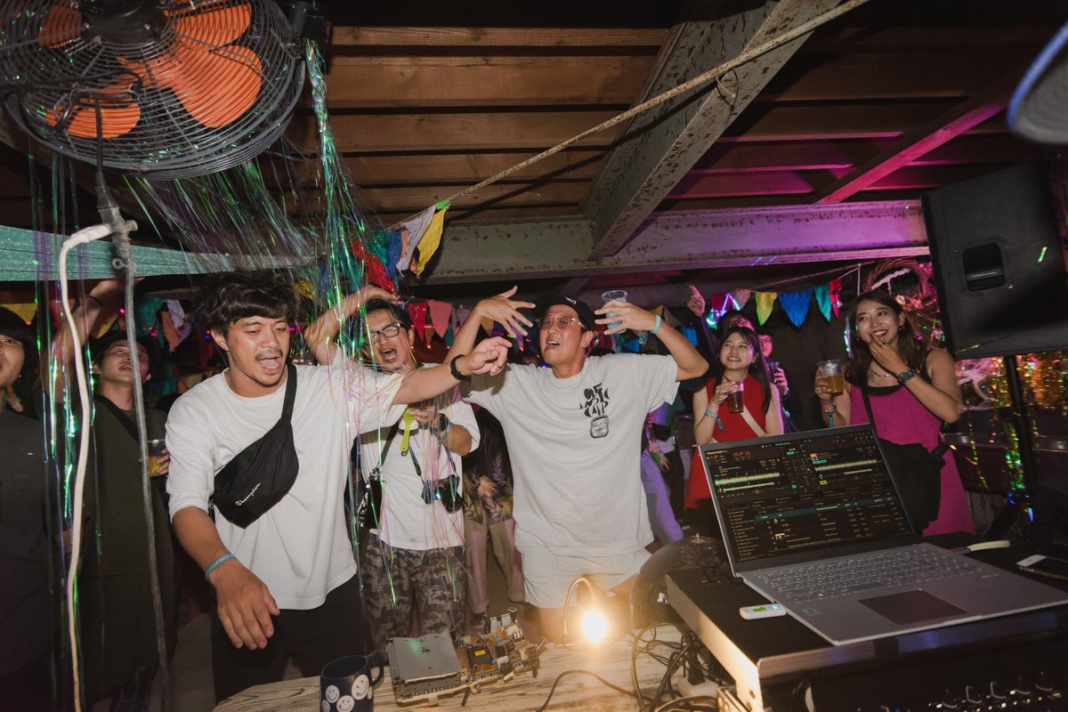 ONEMusicCamp's tweet photo. #TsuyoshiSato
#DJDADA
#KiXSoundSystem
#ONEMUSICCAMP
#ワンミュージックキャンプ
#アウトドア
#キャンプ
#フェス
photo by Itsumi Okayasu https://t.co/si8TqTib7q