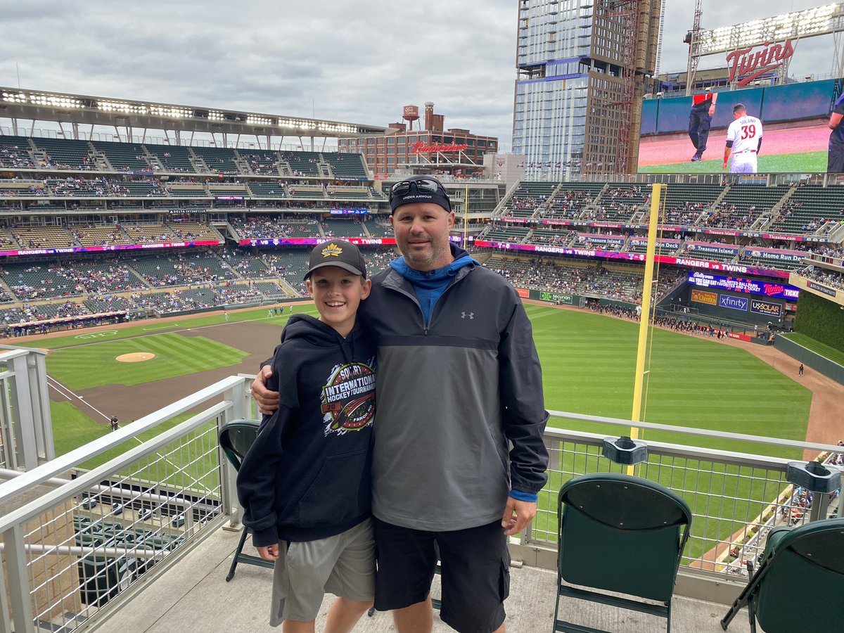 brillo_10's tweet photo. @jgibson314 @BlueJays Awesome!!! Carson and I are currently at the Twins game. https://t.co/biH2G6VqSF