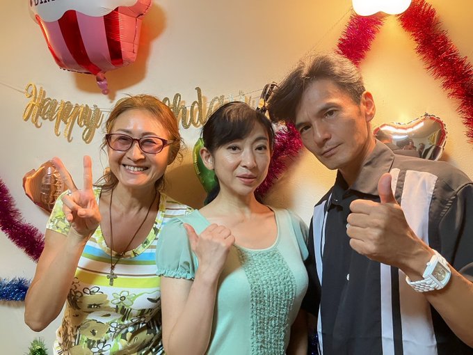 昨日はピンク映画の撮影でした🎬 吉行由実監督らしい、素敵なストーリーです✨ 幾田まちちゃん💖 星奈あいちゃん💖 樹カズさん🌟 酒井あずささん🌟 素敵な方々と共演できて嬉しかったです✨😊 私は昨日だけですが、現場はまだまだ続いています🎥 公開が今から楽しみ🎵<a href="/tag/%E3%83%A9%E3%82%A6%E3%83%B3%E3%82%B8%E3%83%90%E3%83%BC"class="tags"><span>#ラウンジバー</span></a>