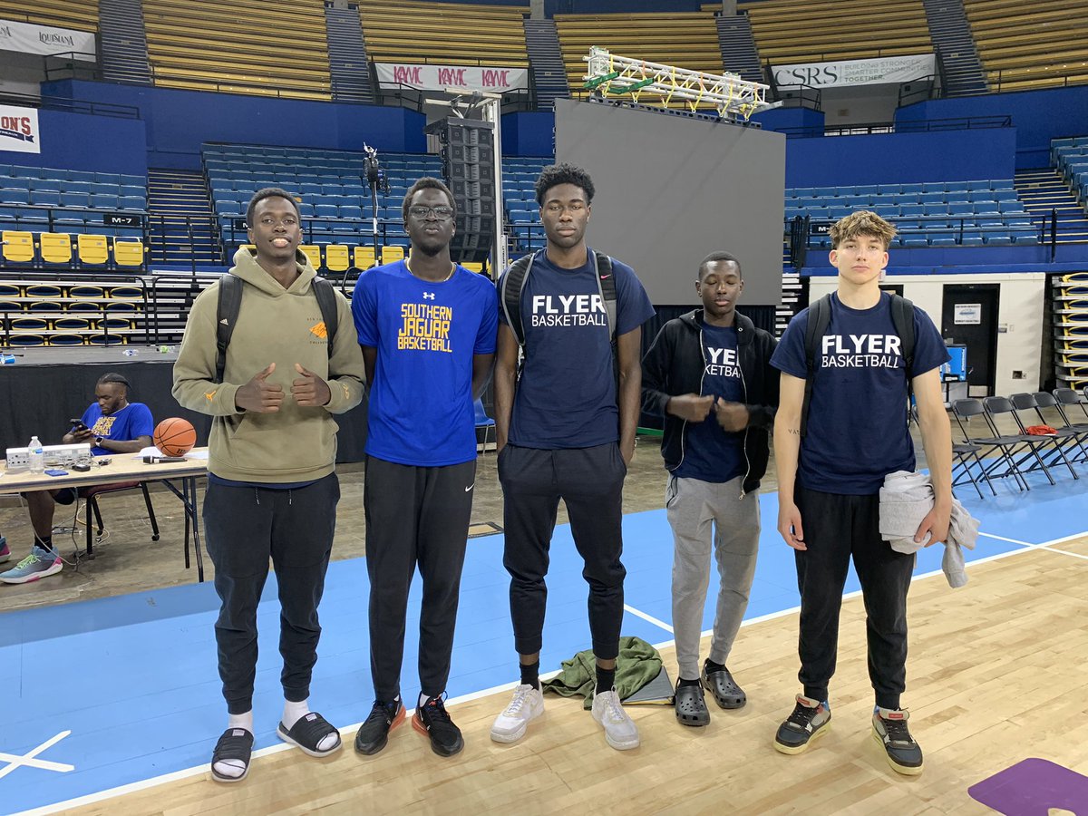Good day at @SouthernUsports for our guys! Excited for the season! @SSPHoops @USAAB_MS_LA @BasketballMba @TMS_GULFCOAST @CommunitySaved @G2SHoops @southside_hoops