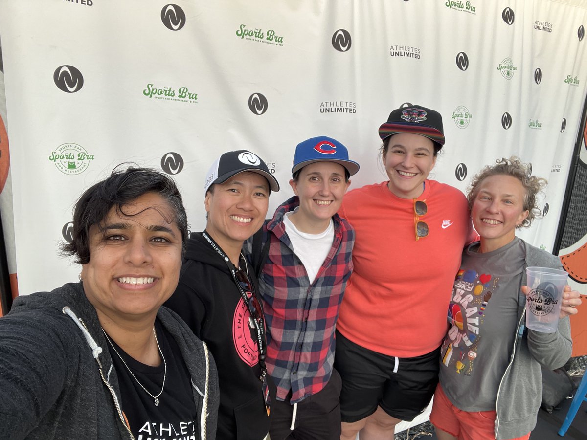 LakesideGoose's tweet photo. Great to meet Jenny, Emily, and Lesley at the AU softball Sports Bra pop-up! https://t.co/KY0GC76Er2