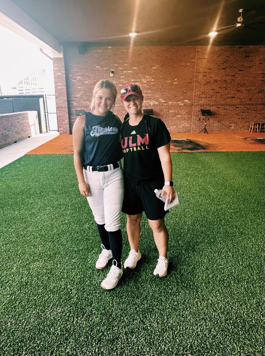 g1impact1's tweet photo. G1 Impact player, Nora Falcon, attended the ULM Summer Elite 
Camp. The ULM staff and players put on a heck of a camp as always. Nora is pictured with ULM Head Coach Molly Fichtner! #g1impactshowcase @falcon_nora06 @ULM_Softball https://t.co/kl1exHeK0T