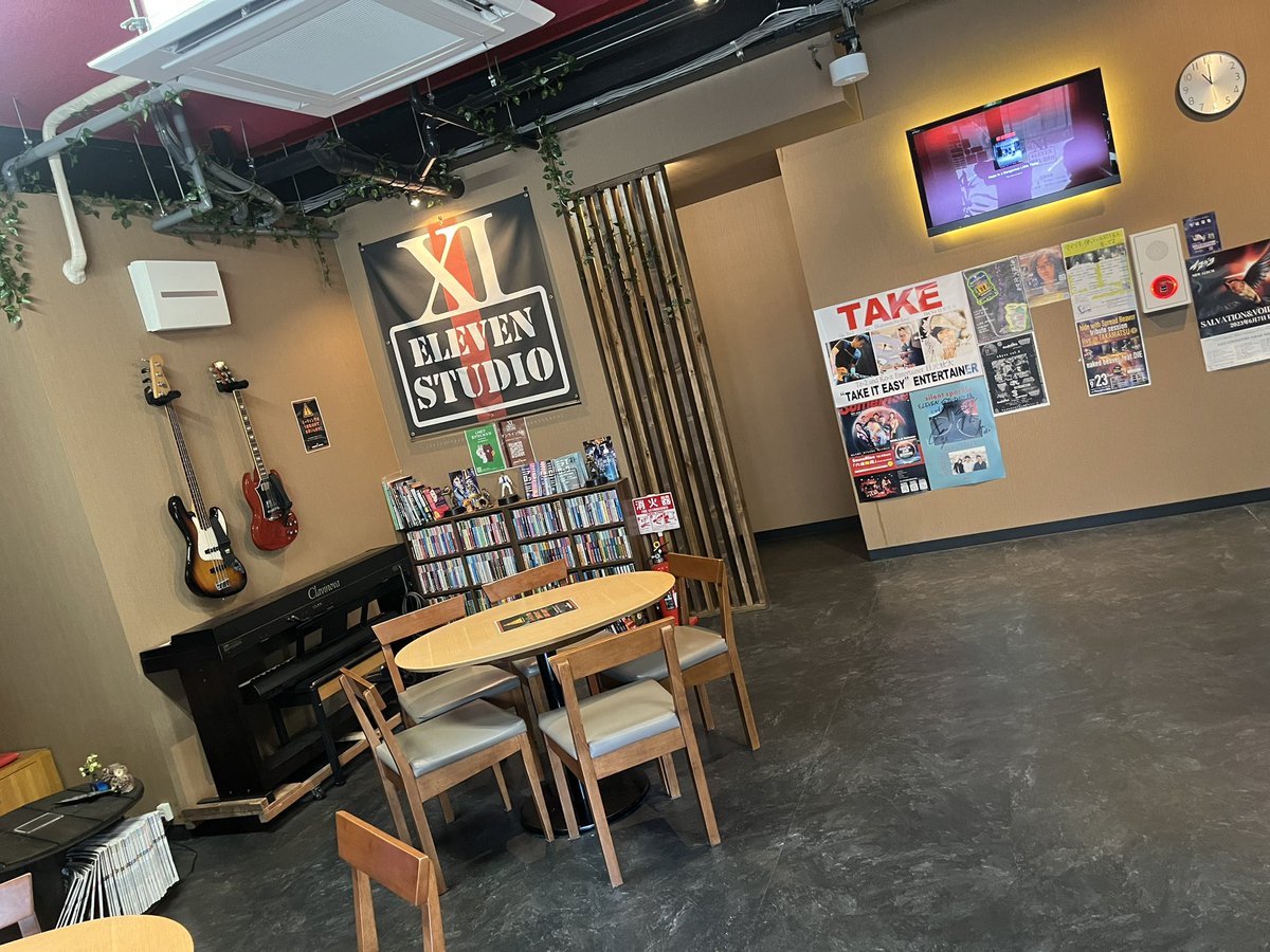 0419Deadpurin's tweet photo. イレブンスタジオに10/22(日)
狂ったエクストリーム野外フェスのポスター貼らして貰いました！

バンド練習はイレブンスタジオ♪
DMで予約受付ます
#life
#stormofvoid
#Greenmilkfromtheplanetorange
#deathro
#FesterDecay
#unholy11
#fullthrottlelowpowers
#deadpudding
#existenz
#deservetodie https://t.co/G0RoD8RXyO