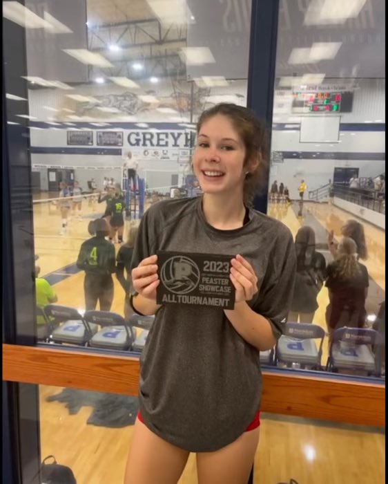 Congratulations Ashlyn! All Tournament this weekend!! The Patriots worked hard this weekend and we are very proud of y’all. @evladypatriotsvb @eastviewhs @ev_patriotnation <a href="/var_austin/">VAR</a> @austinjuniors #ajv18molten #txhsvb