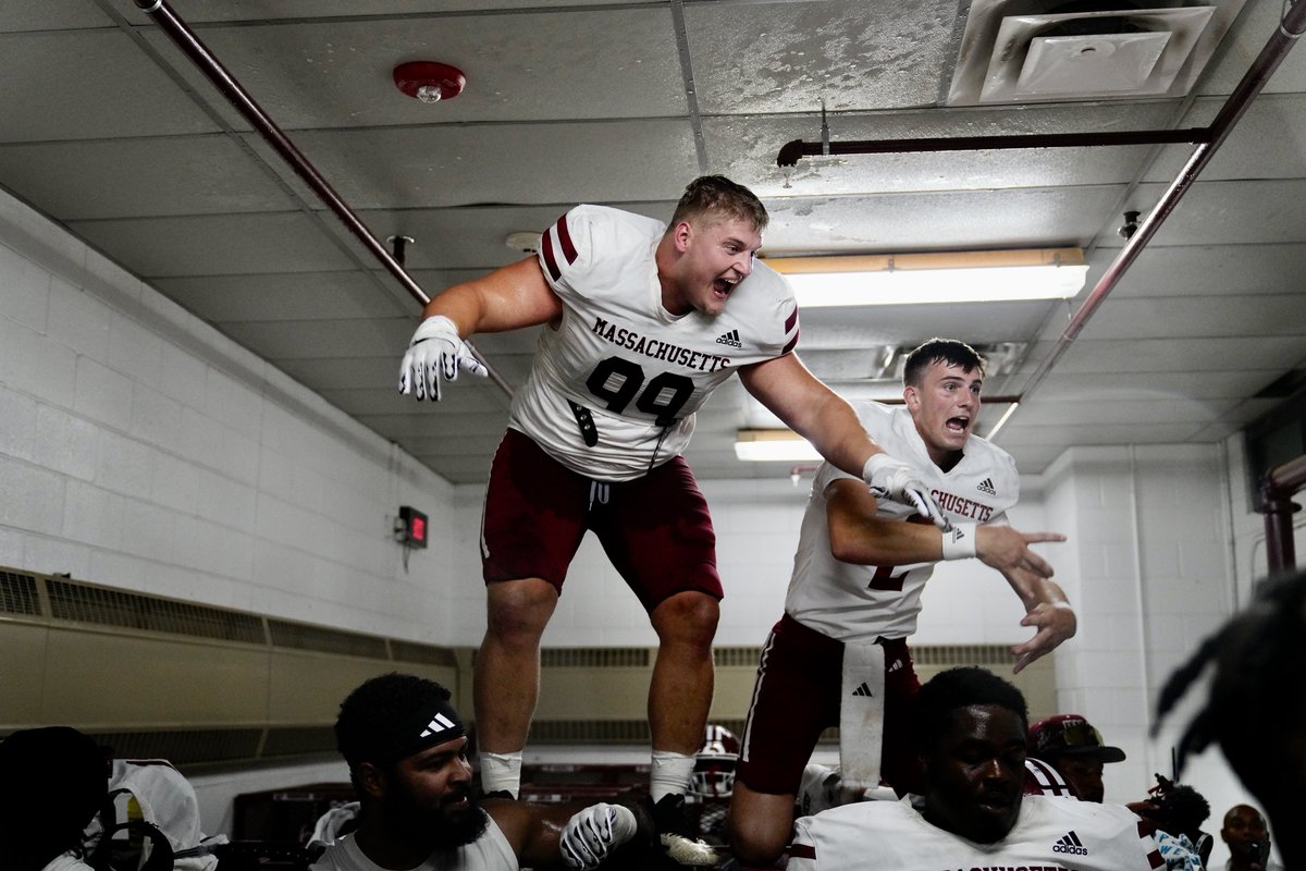 UMass Football tweet media
