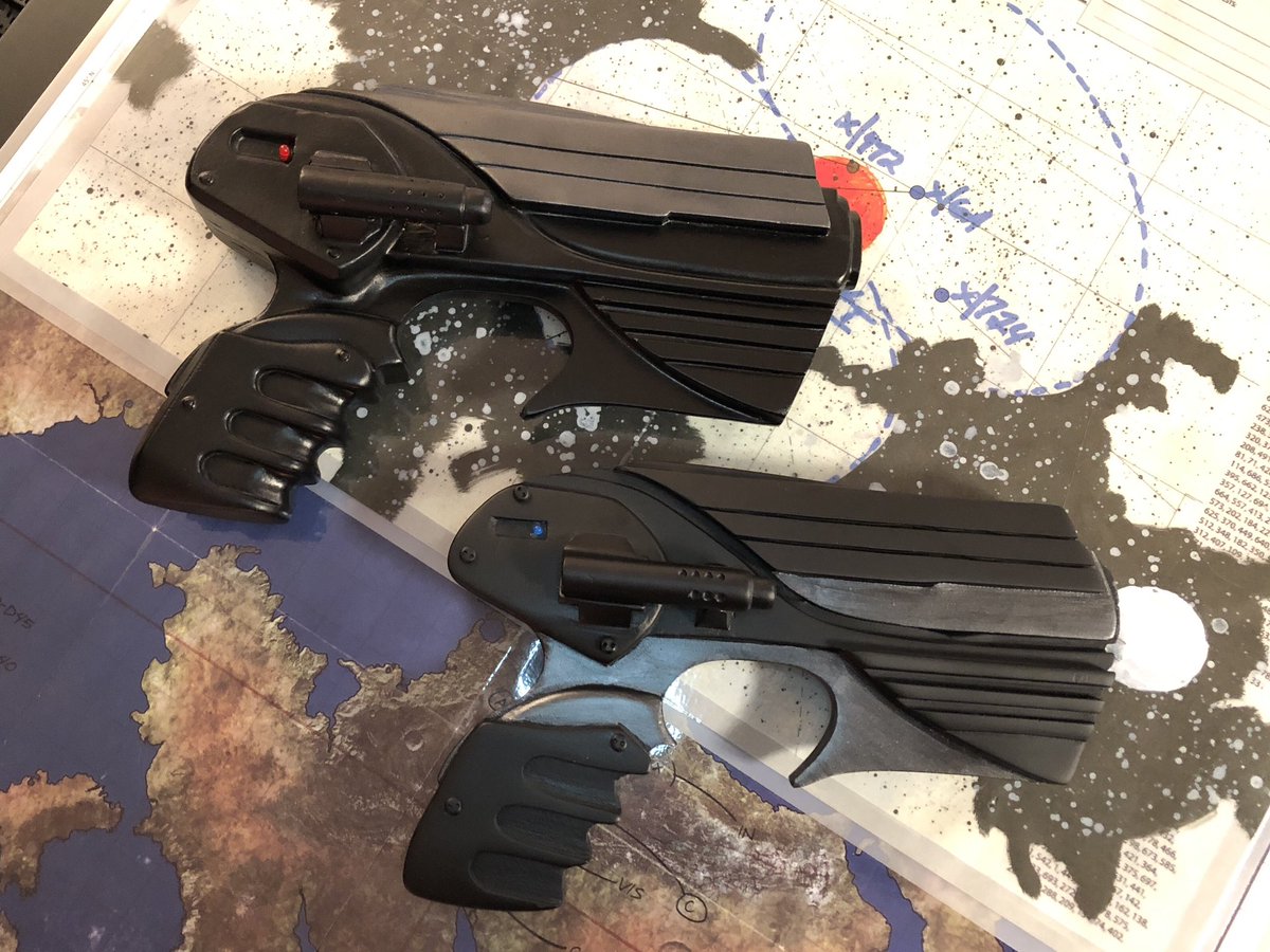 GeekToyLove's tweet photo. Decided to finish this Pulse Pistol as Aeryn’s variant so I end up with the couple’s pistols. John called his Wynona but Aeryn never named hers. 

What do you think it should be called?

#2023Projects #Farscape #GeekDen https://t.co/dGFLAwdy74