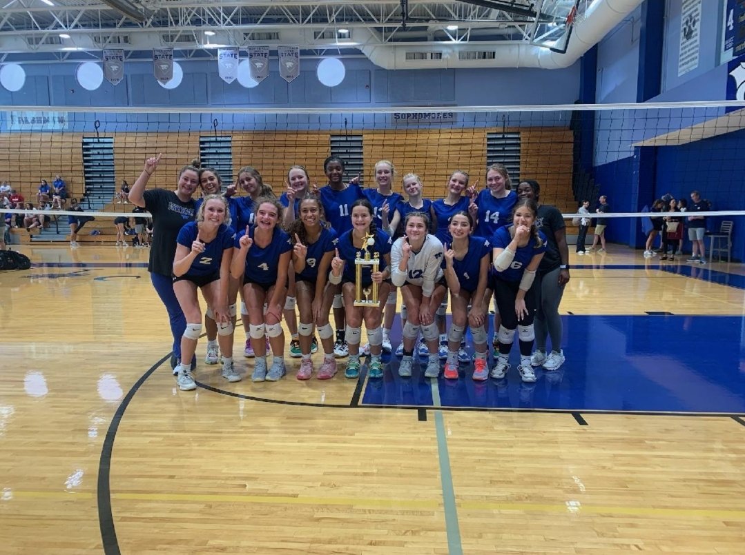 WeAreWoodmont's tweet photo. Congratulations to our jv girls volleyball team for winning the Back to School Bash tournament on Saturday!

#WeAreWoodmont 
#ProudAD https://t.co/p3MjDS4PjO