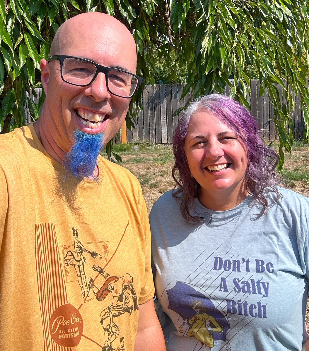 ironmikesavoia's tweet image. All about the retro shirts today! #peechee #dontbeasaltybitch