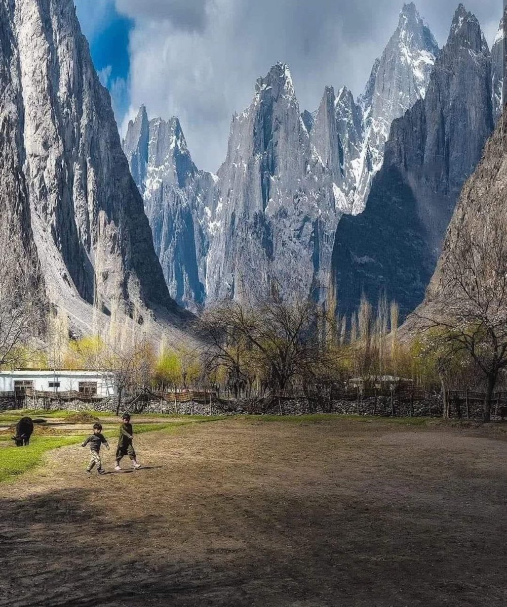 AzamJamil53's tweet photo. Asad Sarfaraz’s picture of Soq Valley. Skardu. 
Had never heard of it. https://t.co/jo9QJIyKPJ