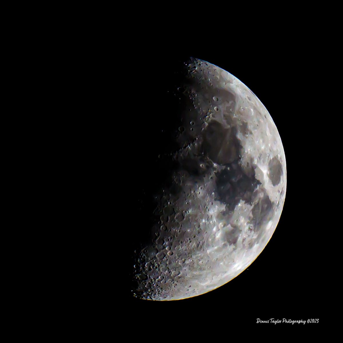 NewMexicoDrive's tweet photo. Here are the AI hashtags for this picture, I think were safe, if #MoonMarvel is the best AI can come up with I dont think they are taking over anytime soon
#HalfMoonMagic #LunarGlow #MoonlitNight #CrescentDreams #MoonPhases #NightSkyWonders #MoonMagic #Nightscape #LunarRadiance https://t.co/8Gel8UULqJ