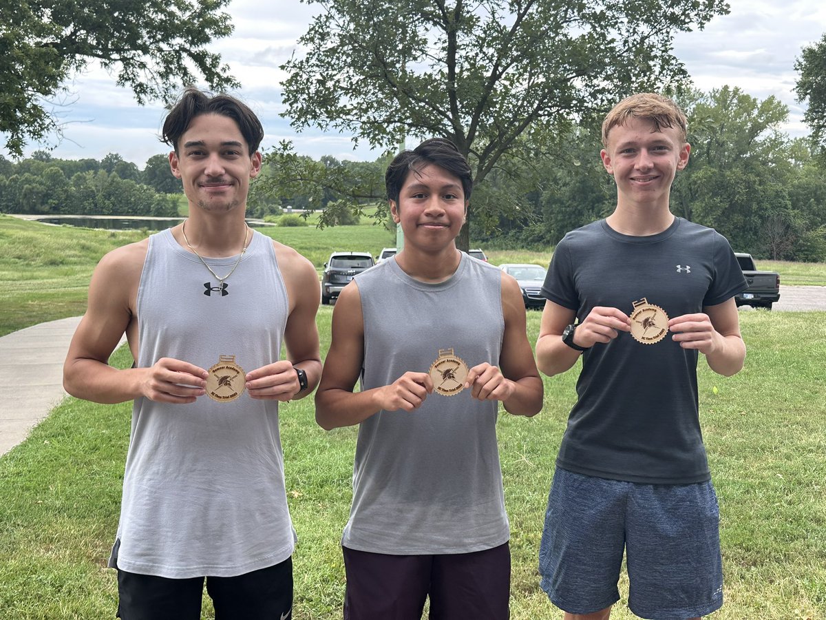 cross_sumner's tweet photo. Sumner Academy XC team trials. Great day for our time trails. Exciting for the season. Finished with awards &amp; breakfast. @kckps_sumner @kckschools @sumner_academy https://t.co/P0yslnQekx