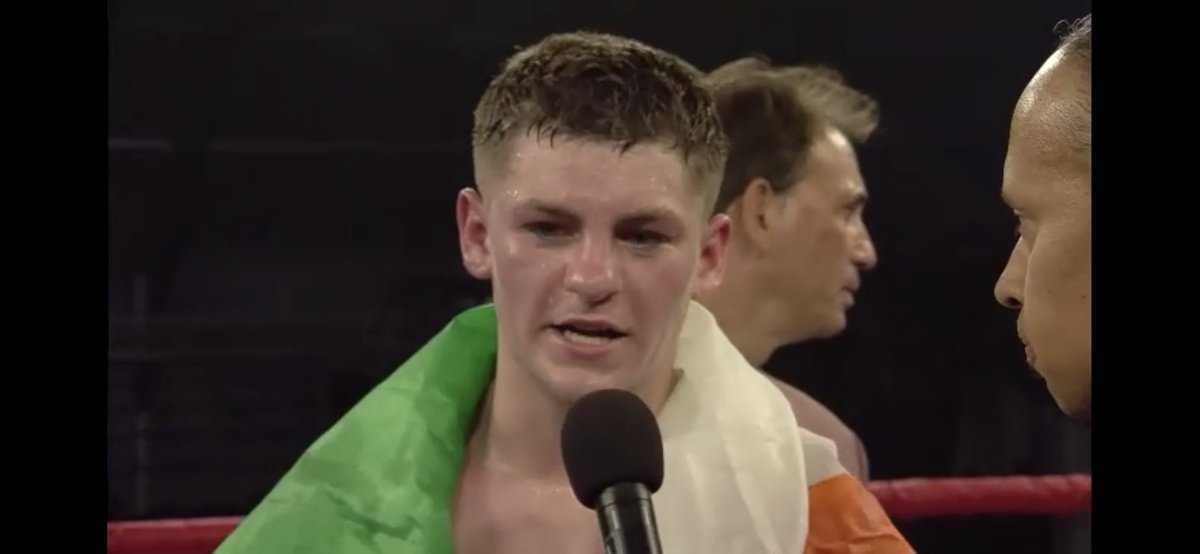 Another win for Ireland’s @KINGCALLUMWALSH as Juan Jose Velasco just quits after round 4 of a fight scheduled for 10. Lame on Velasco’s part but Walsh was pummeling him with vicious body shots for all of rds 1 & 2. #Irish #Ireland #KingCallum 🇮🇪