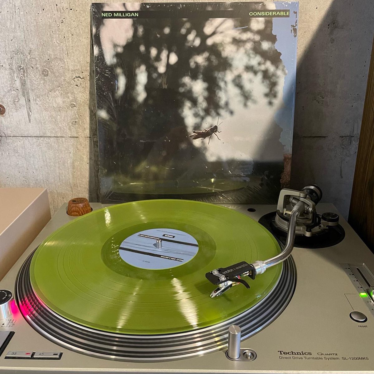limlikecold's tweet photo. Ned Milligan / Considerable
安定のネッドミリガン。日曜日の昼下がりに合います。良盤。
Ned Milligan's ambient music fits for Sunday afternoon . good album.
#nedmilligan #laaps #ambient #drone #vinyl #vinylrecords https://t.co/5ywlqFOwEe