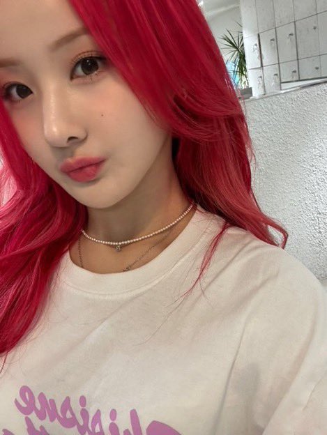 annoabelle's tweet photo. Rocking this awesome red hair, because why not? It's a part of who I am and I'm loving every bit of it!💋 https://t.co/9bOaQgV6GU
