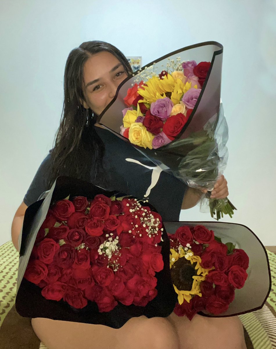 Mar_GGCC's tweet photo. Sin duda tengo al mejor hombre a mi lado ❤️
Bien dicen que siempre llega algo mejor!
Y a mi me llegó el hombre más detallista que hace de todo por verme feliz!! 😍
Gracias por tanto mi amor ❤️ https://t.co/2MVrHYgKKx